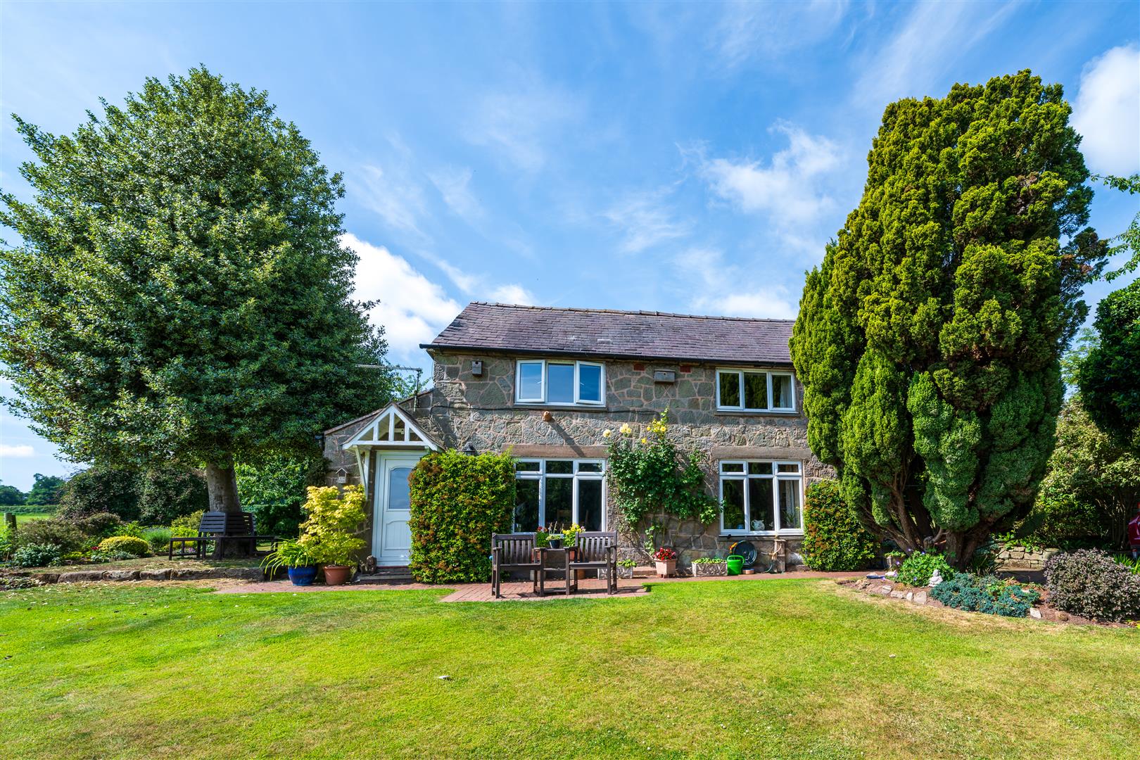 Sherwood Cottage , Shrewsbury, SY4 5PX SSTC Sherwood Cottage , Shrewsbury, SY4 5PX SSTC